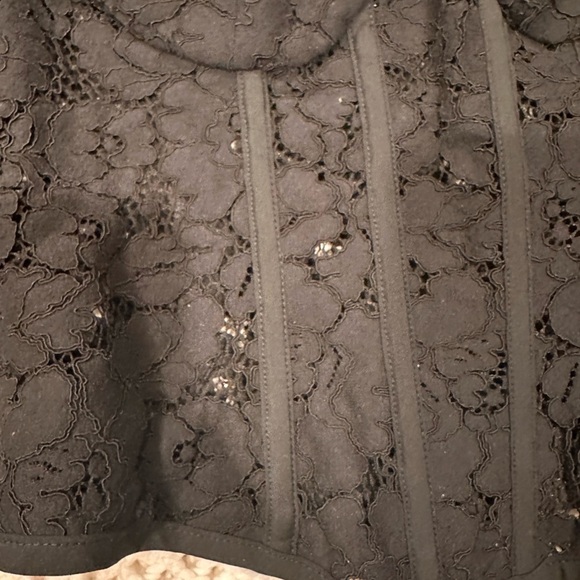 REVOLVE‎ STONE COLD FOX SMALL CORSETS LACE  FLORAL BLACK pit to pit 13 inches - Picture 5 of 8